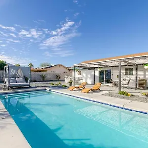 cozy-palm-springs-home-with-pool-spa-moutain-view.palm-springs-ca-hotels.com/